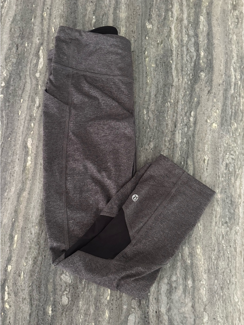 Lululemon Mesh Panel Leggings – Gray/Black – Size 6 - Training, Running